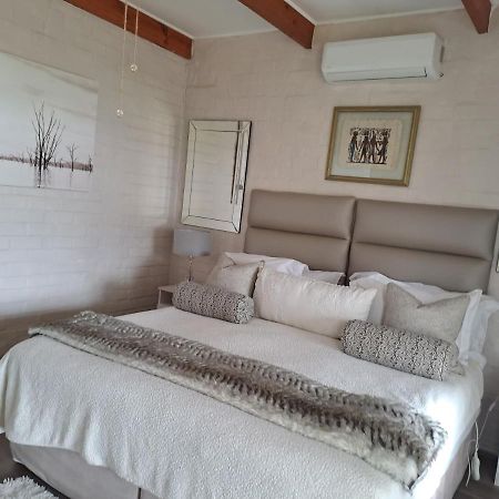 Milky Way Executive Suite Hermanus Exterior photo